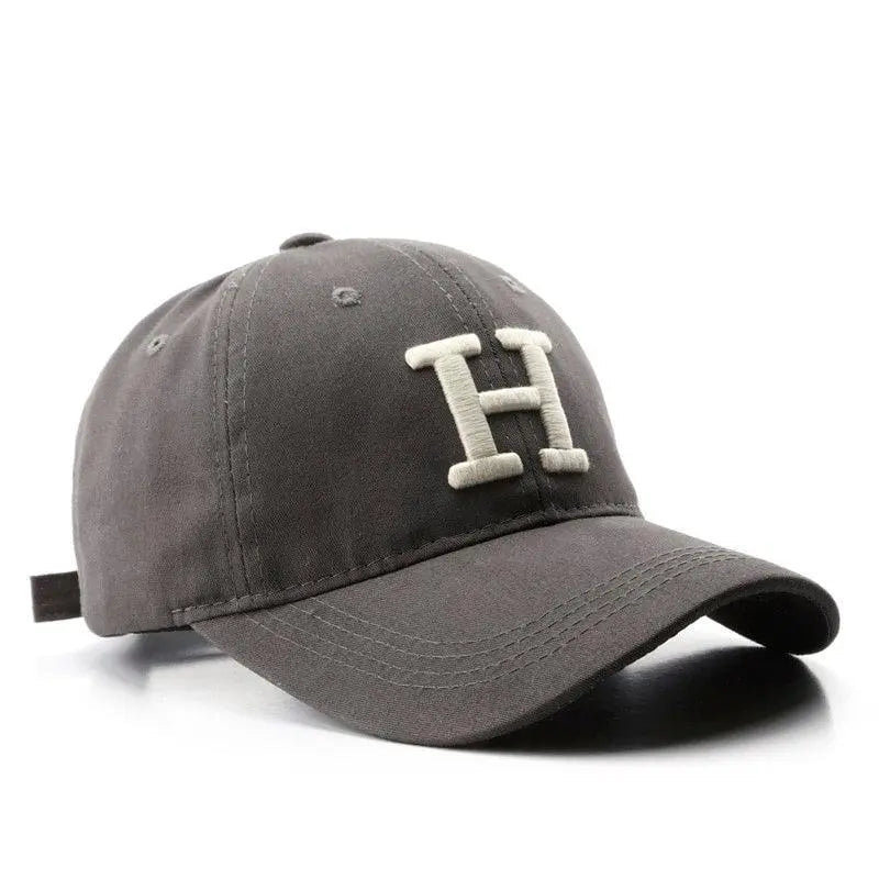 Boné "H"