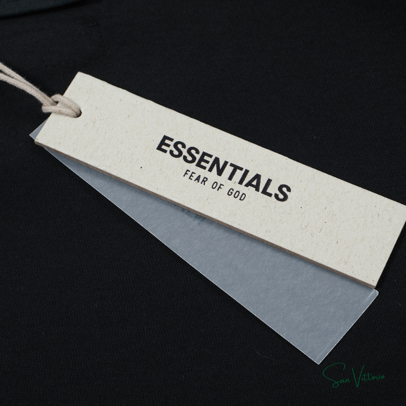 Camiseta  "Jet Black" Fear of God Essentials